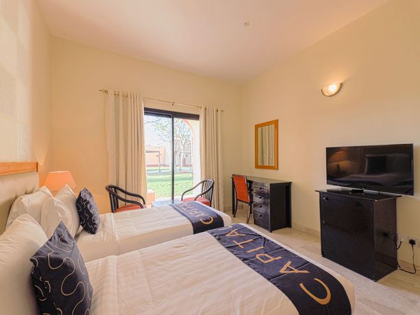 Imagen de la habitación del Hotel CAPITAL O133 Al Sawadi Beach Resort and Spa. Foto 9
