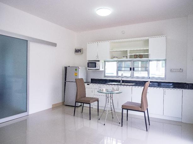 Imagen de la habitación del Hotel CAPITAL O871 Baan Ping Kan Longstay. Foto 17