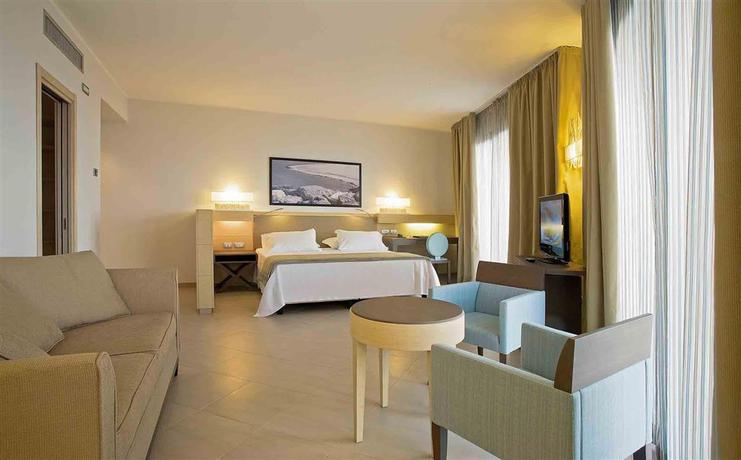 Imagen general del Hotel CAPOVATICANO RESORT. Foto 7