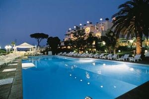 Imagen general del Hotel CAPRI PALACE AND SPA. Foto 2