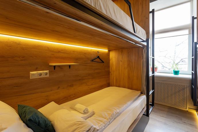 Imagen de la habitación del Hotel CAPS. Foto 8