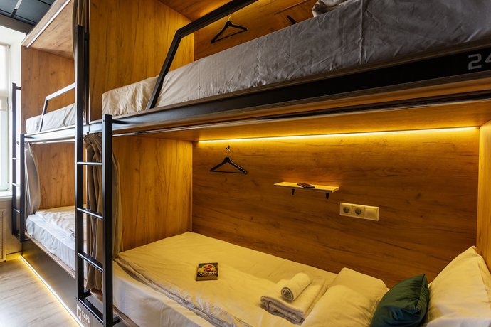 Imagen de la habitación del Hotel CAPS. Foto 10