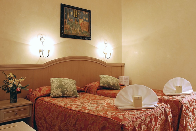 Imagen de la habitación del Hotel CARAVAGGIO, Rione Monti. Foto 3