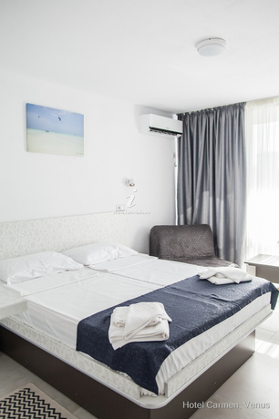 Imagen de la habitación del Hotel CARMEN, VENUS - SATURN. Foto 6