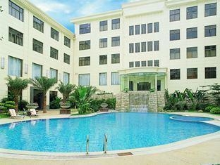 Imagen de la piscina del Hotel CARRIANNA. Foto 5