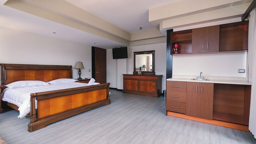 Imagen de la habitación del Hotel CASA BUENA HOTEL. Foto 2
