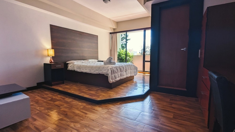 Imagen de la habitación del Hotel CASA BUENA HOTEL. Foto 16