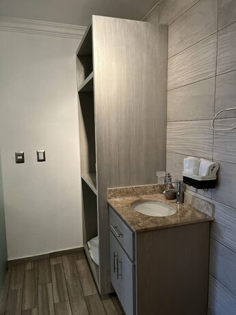 Imagen general del Hotel CASA CARMONA. Foto 4