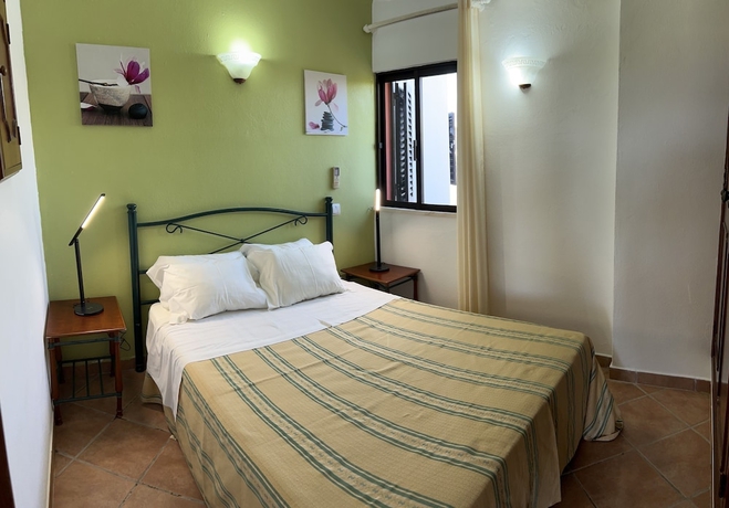 Imagen de la habitación del Hotel CASA DA HORTA. Foto 16