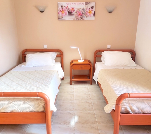 Imagen de la habitación del Hotel CASA DA HORTA. Foto 17