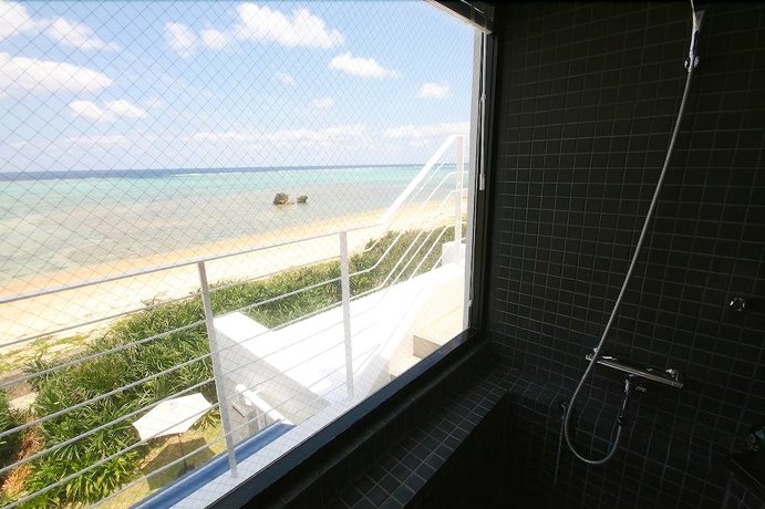 Imagen de la habitación del Hotel CASA DUMAI Beach Hotel Okinawa. Foto 5