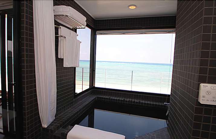 Imagen de la habitación del Hotel CASA DUMAI Beach Hotel Okinawa. Foto 6