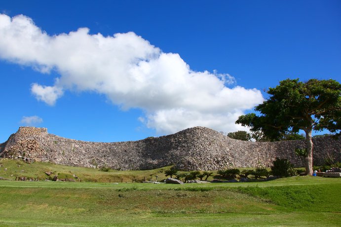 Imagen de los exteriores del Hotel CASA DUMAI Beach Hotel Okinawa. Foto 13