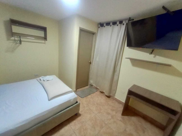 Imagen de la habitación del Hotel CASA HOTEL YEMI. Foto 3