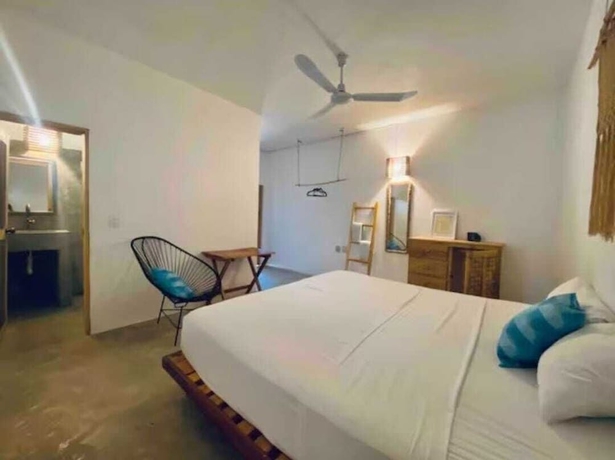 Imagen de la habitación del Hotel CASA MELROSE. Foto 4