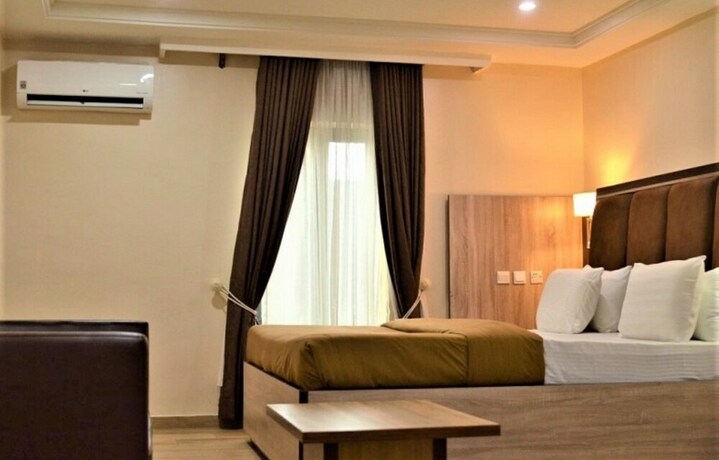 Imagen de la habitación del Hotel CASONI INTERNATIONAL HOTELS AND SUITES. Foto 14