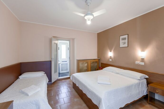 Imagen general del Hotel CASTELLO, Turín. Foto 10