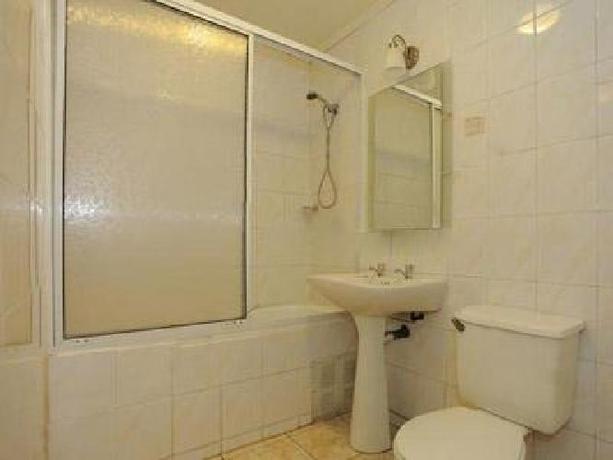 Imagen de la habitación del Hotel CASTILLO, Recoleta. Foto 6