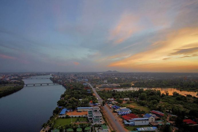 Imagen de la habitación del Hotel CASTLE BAYVIEW RESORT and SPA. Foto 2