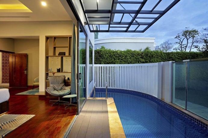 Imagen de la habitación del Hotel CASTLE BAYVIEW RESORT and SPA. Foto 10