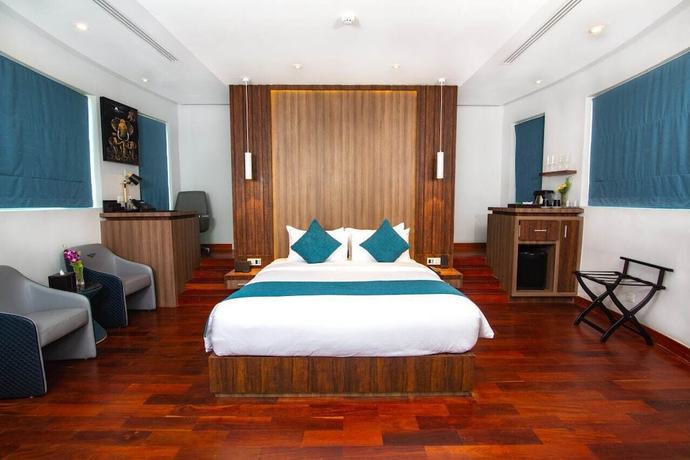 Imagen de la habitación del Hotel CASTLE BAYVIEW RESORT and SPA. Foto 11