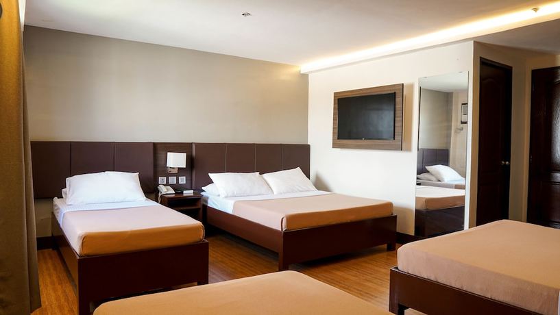 Imagen de la habitación del Hotel CBD Plaza. Foto 3