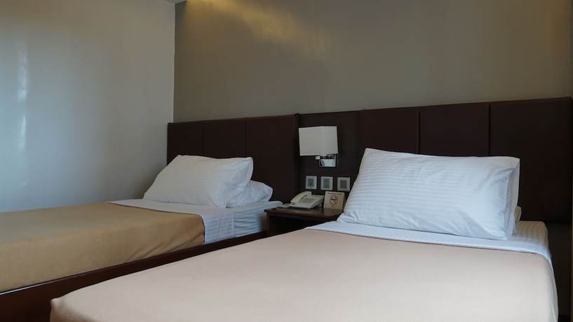 Imagen de la habitación del Hotel CBD Plaza. Foto 5