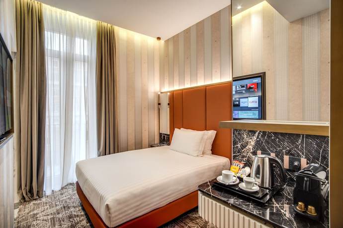 Imagen de la habitación del Hotel CC Palace Roma. Foto 20