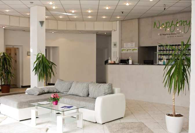 Imagen de los interiores del Hotel CE Napf&eacute;ny, Siofok. Foto 14