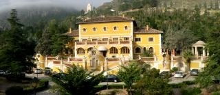 Imagen de los exteriores del Hotel CENAJO. Foto 4