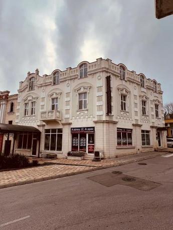 Imagen general del Hotel CENTRAL Balchik. Foto 4