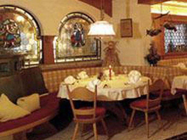 Imagen general del Hotel CENTRAL HOTEL GERLOS. Foto 12