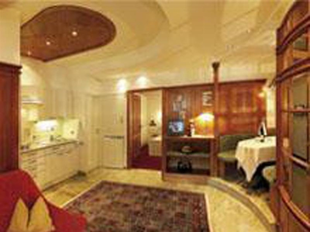 Imagen general del Hotel CENTRAL HOTEL GERLOS. Foto 13