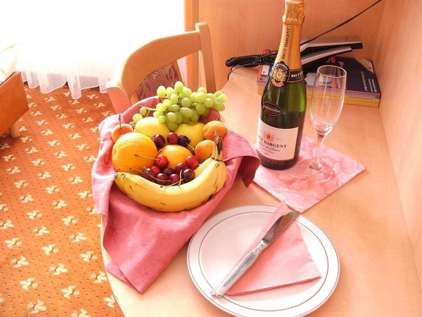 Imagen de la habitación del Hotel CENTRAL Hotel Duesseldorf. Foto 3
