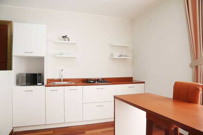 Imagen general del Hotel CENTRAL MIRAFLORES. Foto 6