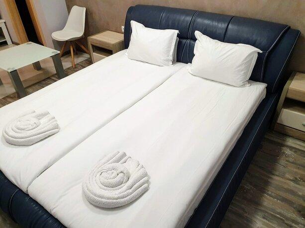 Imagen de la habitación del Hotel CENTRAL, Stara Zagora. Foto 12