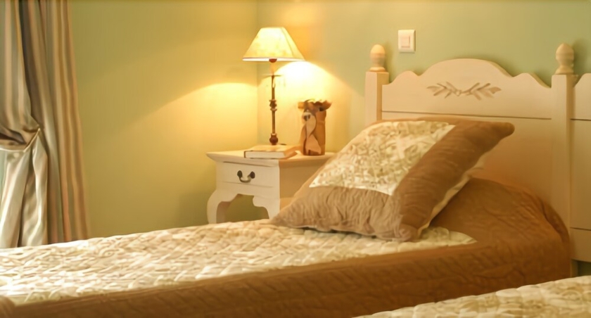 Imagen de la habitación del Hotel C&Eacute;R&Egrave;S - Boutique-H&ocirc;tel & Spa. Foto 11