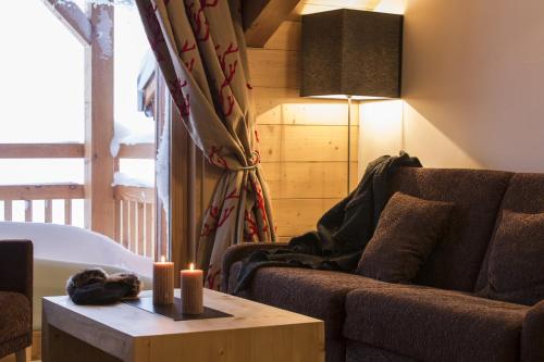 Imagen de la habitación del Hotel CGH R&eacute;sidences & Spas Le Napol&eacute;on. Foto 6