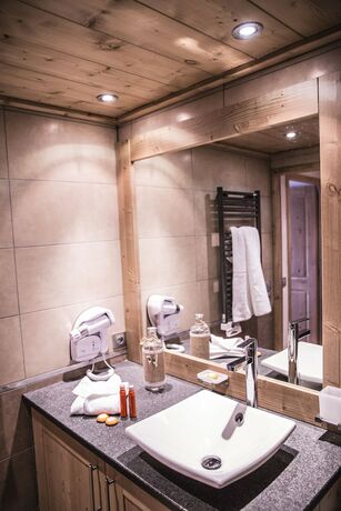 Imagen general del Hotel CGH R&eacute;sidences and Spas La Grange aux F&eacute;es. Foto 10