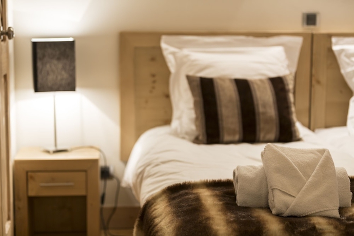 Imagen de la habitación del Hotel CGH R&eacute;sidences and Spas Le Napol&eacute;on. Foto 4