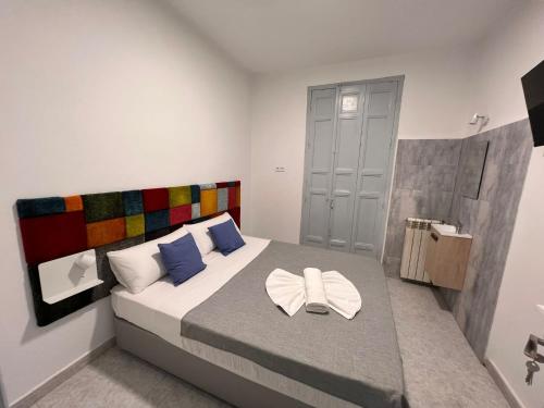 Imagen de la habitación del Hotel CH Barco. Foto 14