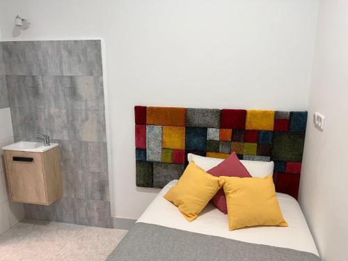 Imagen general del Hotel CH Barco. Foto 8