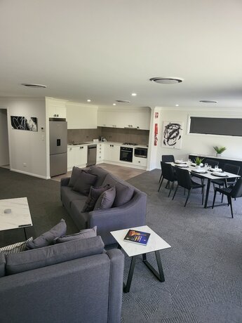 Imagen general del Hotel CH Boutique Apartments The Ringers Road. Foto 6