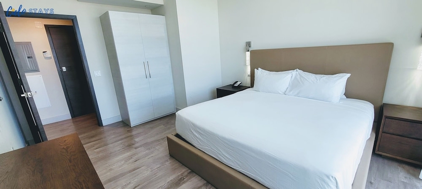 Imagen de la habitación del Hotel CH Luxury Condos and Studios On The Beach. Foto 7