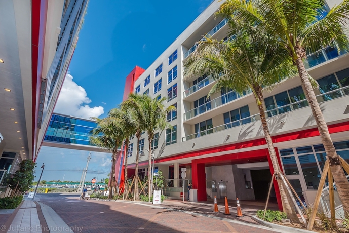 Imagen de los interiores del Hotel CH Luxury Condos and Studios On The Beach. Foto 19