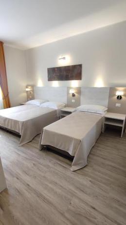 Imagen de la habitación del Hotel CH San Silvestro. Foto 18