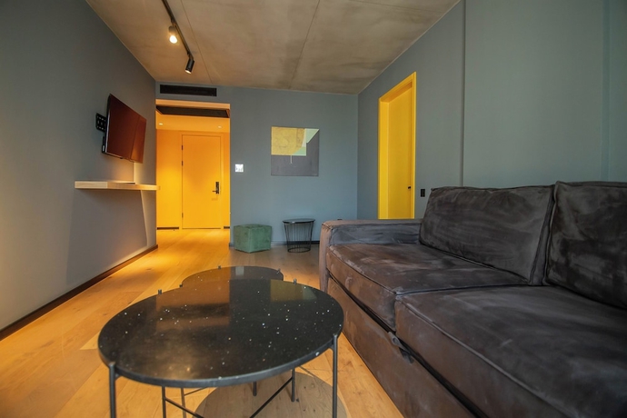 Imagen de la habitación del Hotel CH51. Foto 16