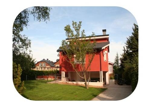 Imagen general del Hotel CHALET PUIGDEFABREGAS. Foto 2