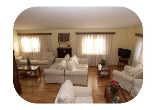 Imagen general del Hotel CHALET PUIGDEFABREGAS. Foto 11