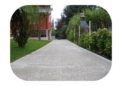 Imagen general del Hotel CHALET PUIGDEFABREGAS. Foto 14